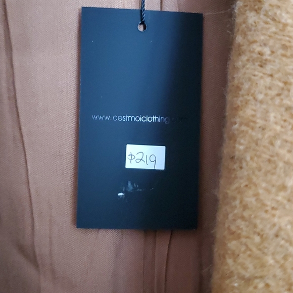 Coat - Picture 3 of 3